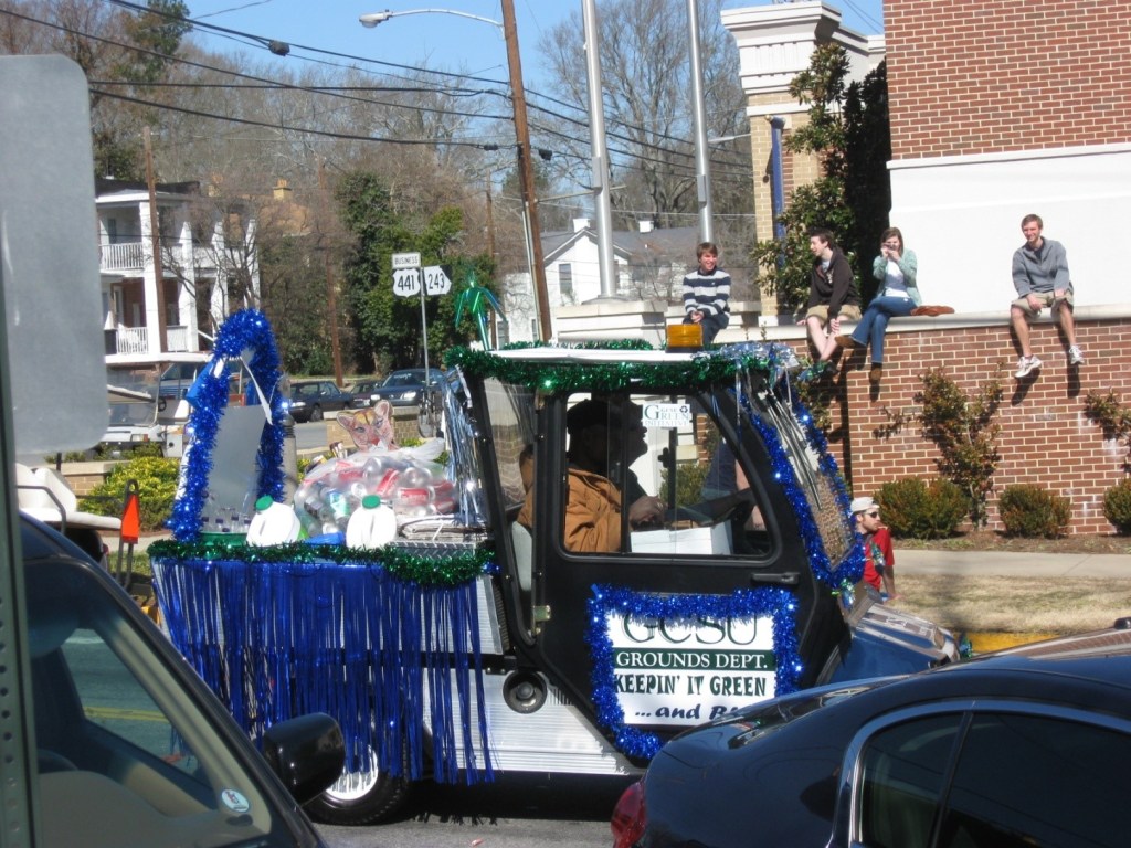 2010 March - GCSU shows off recycling!
